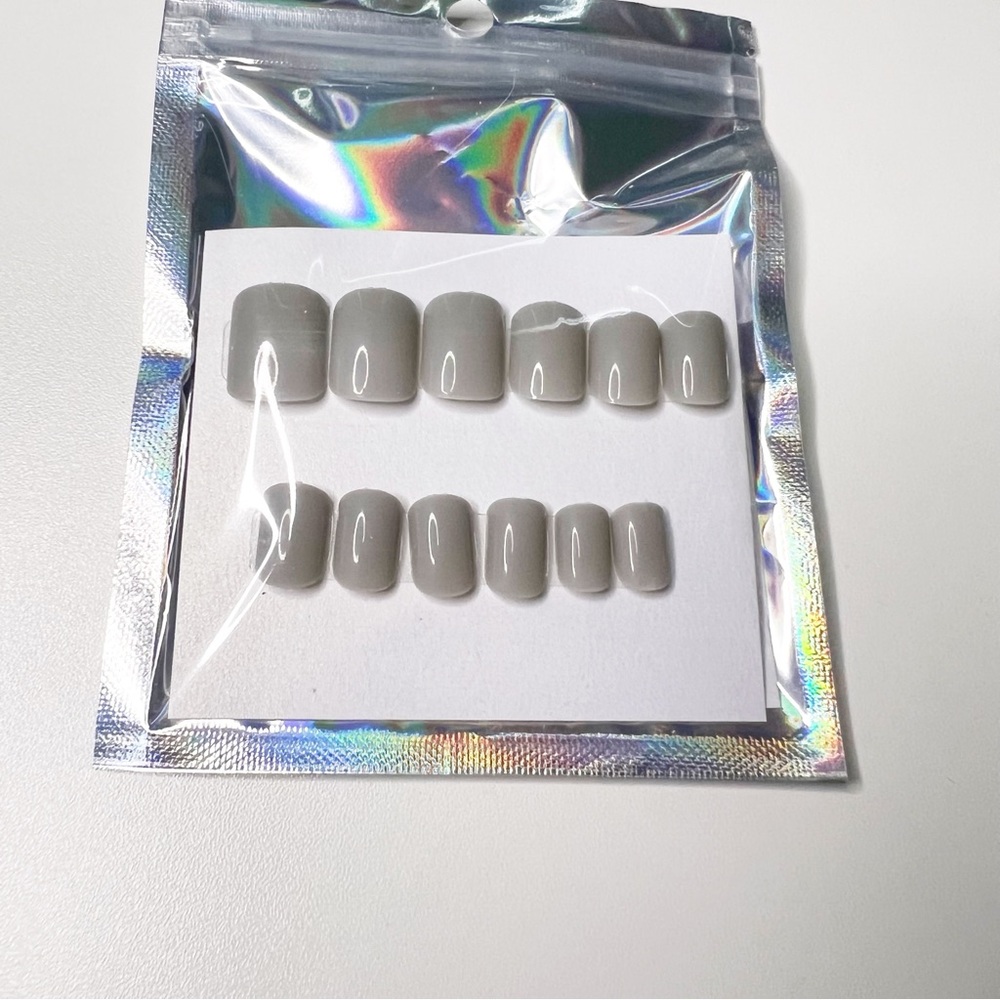 Matte Taupe Gray Press-On Nails | 24 Piece Short Square Set